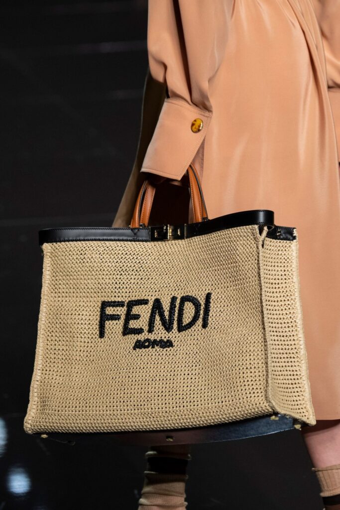 Raffia SS20C Fendi 677