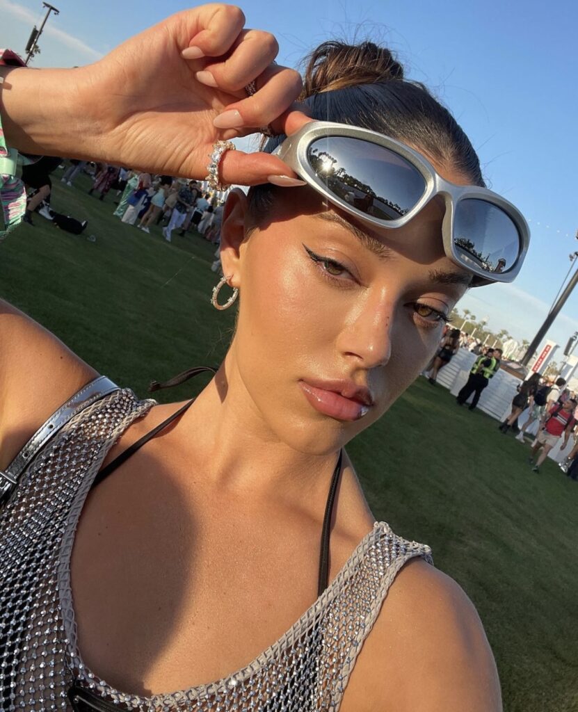 @jourdansloane wearing @prada Metallics