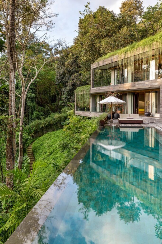 Villa Chameleon Features Breathtaking Views in the Balinese Jungle 5